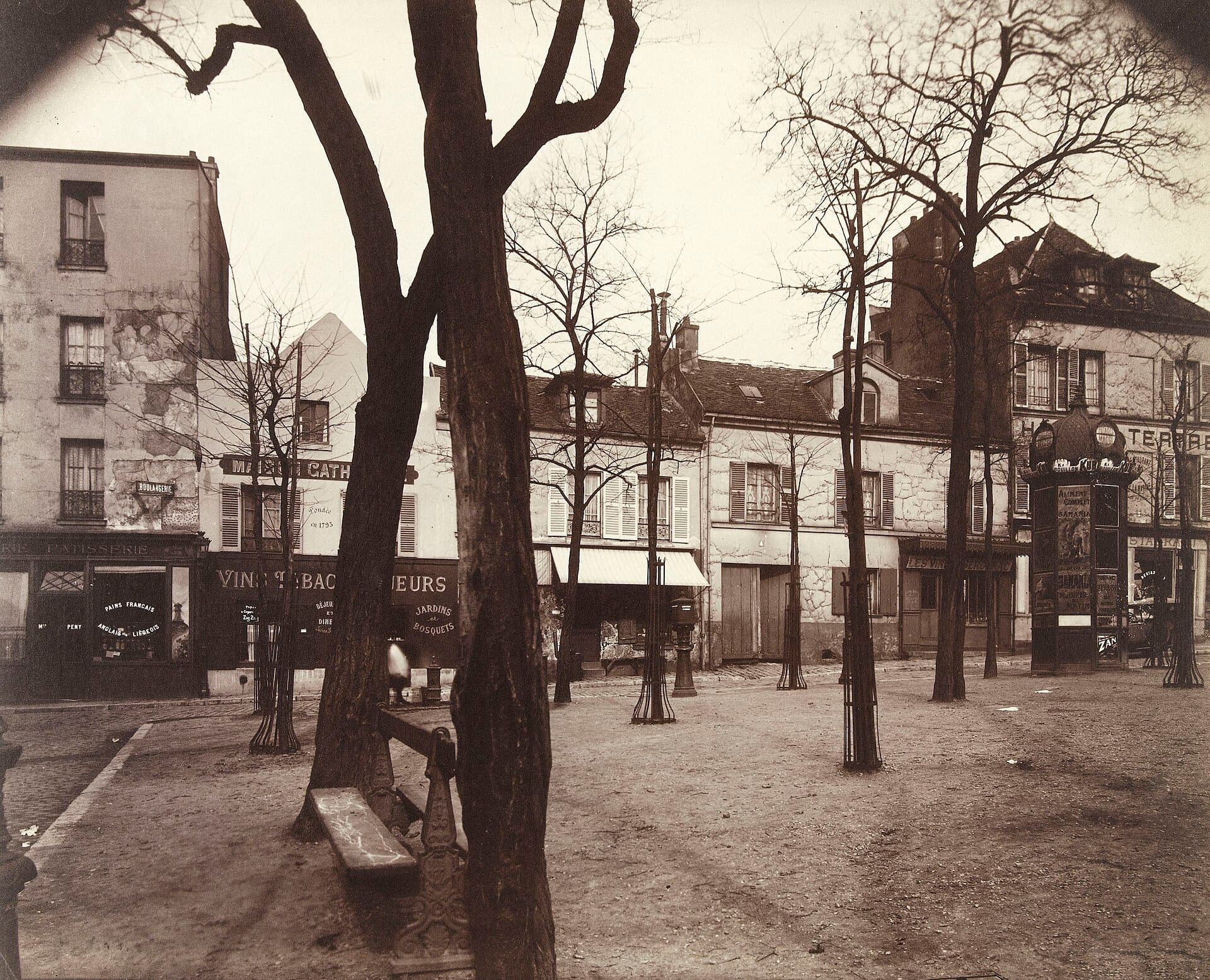 Place du Tertre, Montmartre, photographed by Eugène Atget in 1922